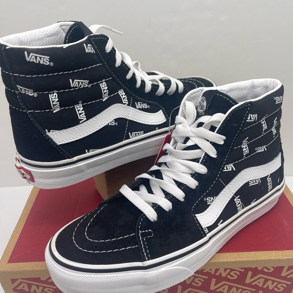 Vans WMNS Sk8-Hi
(Vans) Black/True White Sneakers
VN0A32QGQW7 - Picture 7 of 16